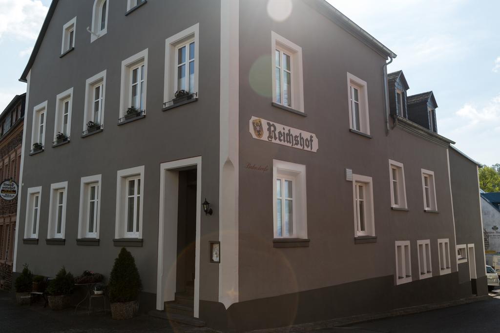 Dooscht Gaestehaus Reichshof Kröv Exteriör bild